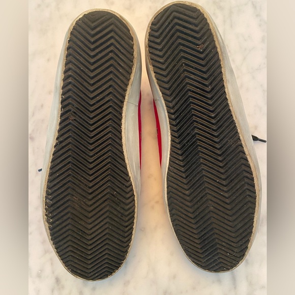 Golden Goose Superstar Sneaker - Picture 4 of 7